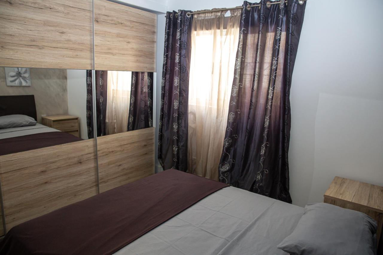 Apartament Dolmen Court Flat 10, Qawra San Pawl il-Baħar Zewnętrze zdjęcie