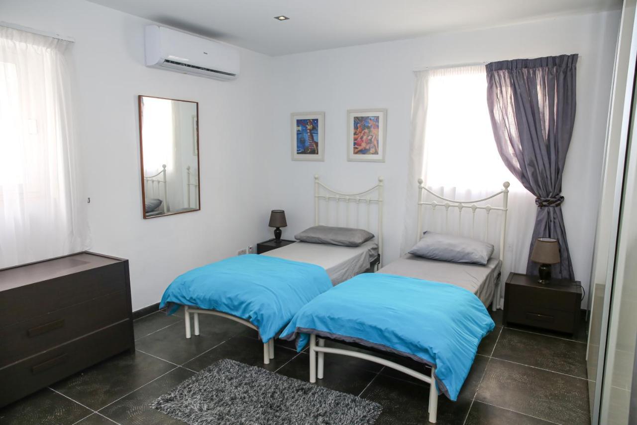 Apartament Dolmen Court Flat 10, Qawra San Pawl il-Baħar Zewnętrze zdjęcie